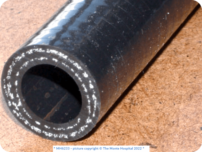 >> Hoses and Hose Sets Cooling System Cylinder Head Hose right 1000